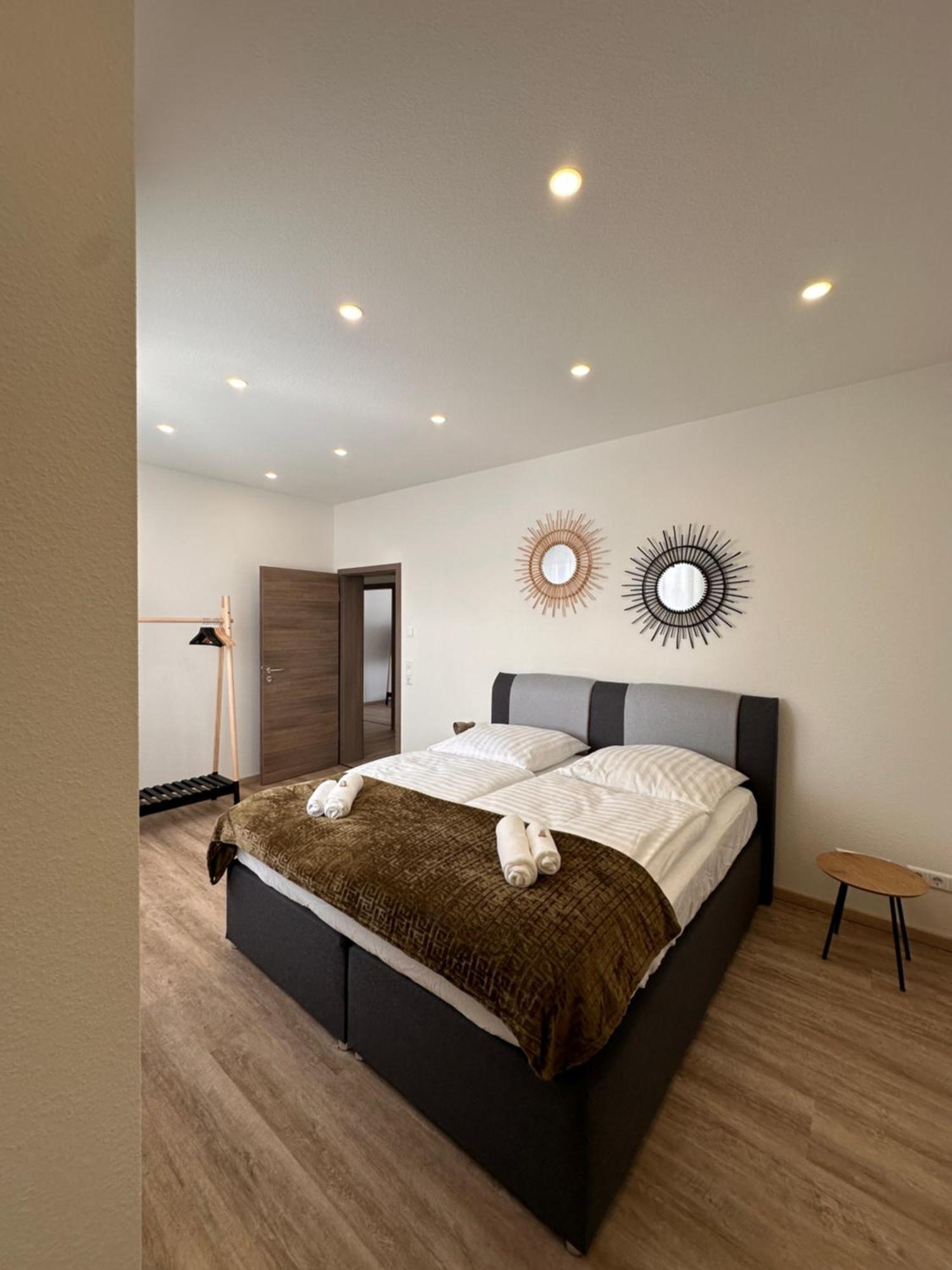 Amao-Obsidian I 120Qm I Elegantes Business- & Familienapartment I 3 Schlafzimmer I Kingsize Betten Шванау Екстер'єр фото