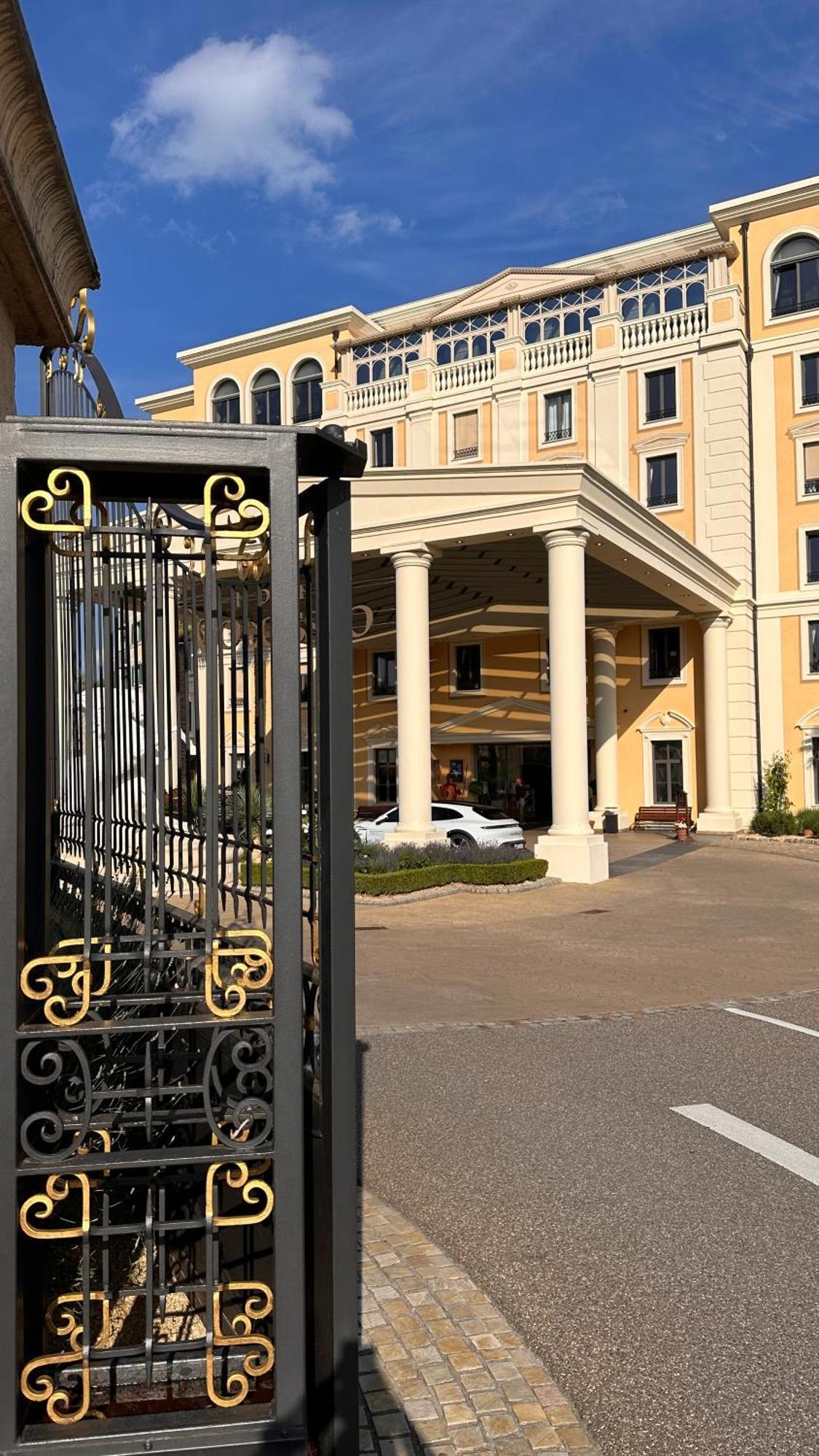 Amao-Obsidian I 120Qm I Elegantes Business- & Familienapartment I 3 Schlafzimmer I Kingsize Betten Шванау Екстер'єр фото